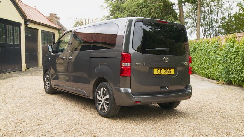 3429617 2.0D 180 Sport Crew Van Auto