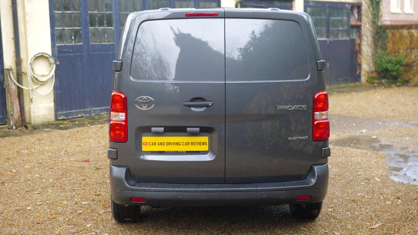 3447796 100kW Sport 75kWh Van Auto