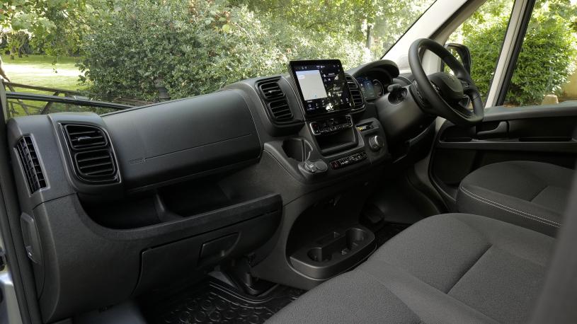 3458109 2.2 BlueHDi 140 Tipper Professional