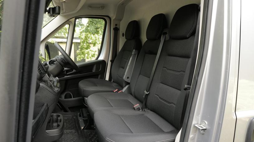 3458113 2.2 BlueHDi 140 Crew Cab Dropside Professional