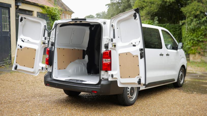 3450425 2.2 D 150ps Crew Van Driver EAT8