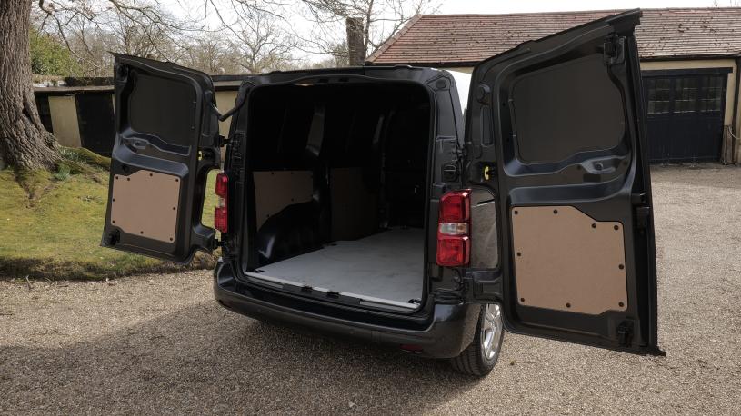 3449774 2.2 Turbo D 150 Prime H1 Van