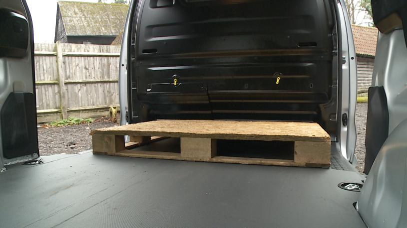 3456678 100kW 75kWh Van Driver Auto [11kW]