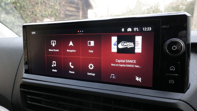 3458453 100kW 75kWh Pro H1 Double Cab Auto [11kW]