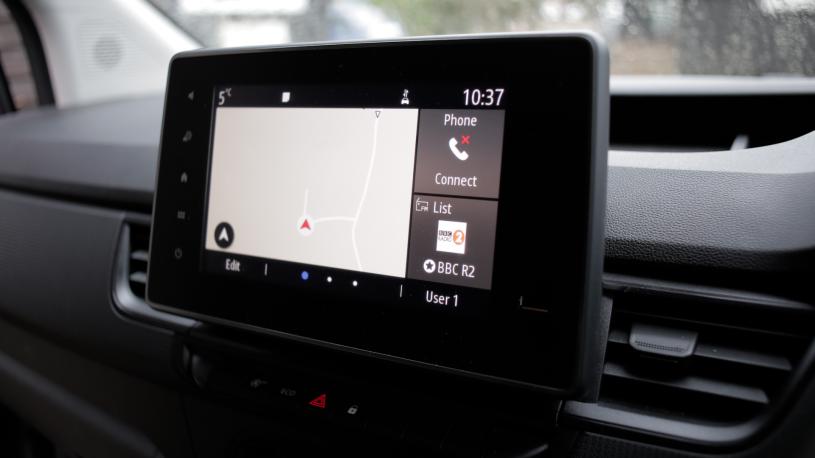 3458150 ML19 TCe 130 Advance [Safety] Van