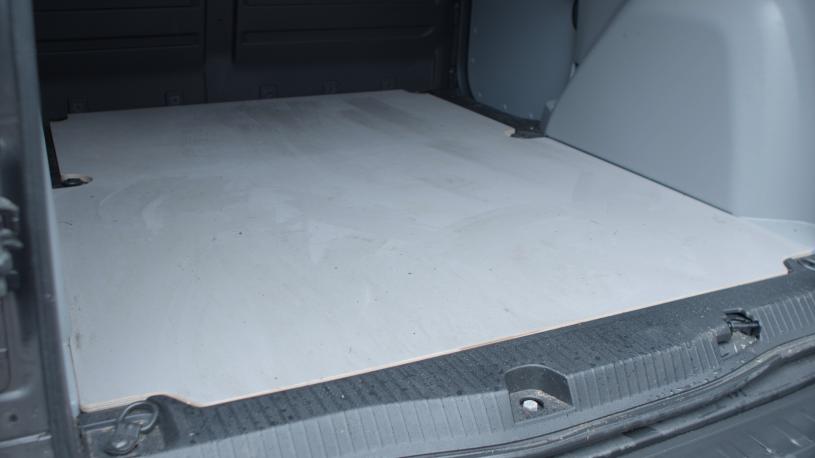 3458150 ML19 TCe 130 Advance [Safety] Van