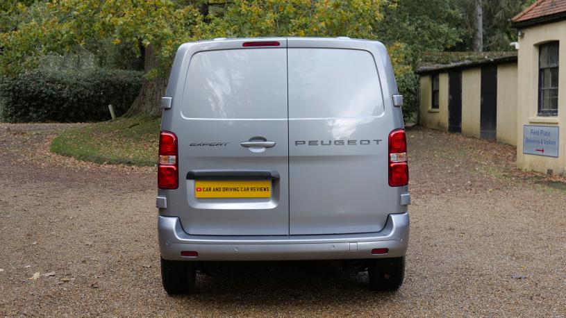 3464732 100kW 75kWh Professional Van Auto [11kW]