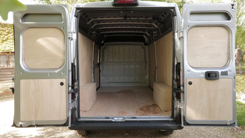 3469459 2.2 BlueHDi 140 H2 Van Asphalt